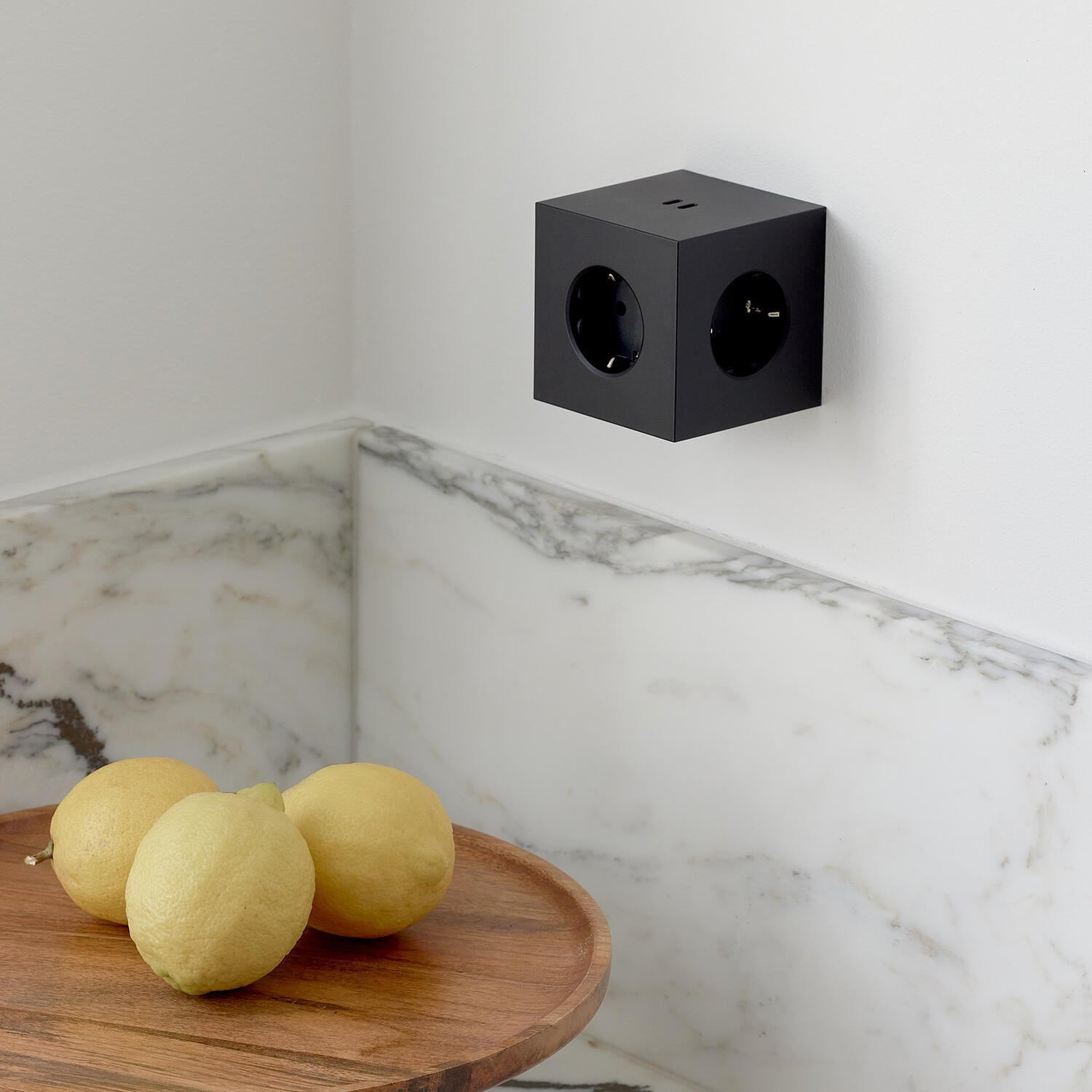 Square 2 USB-C (30W)