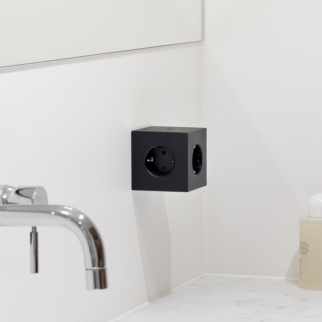 Square 2 USB-C (30W)